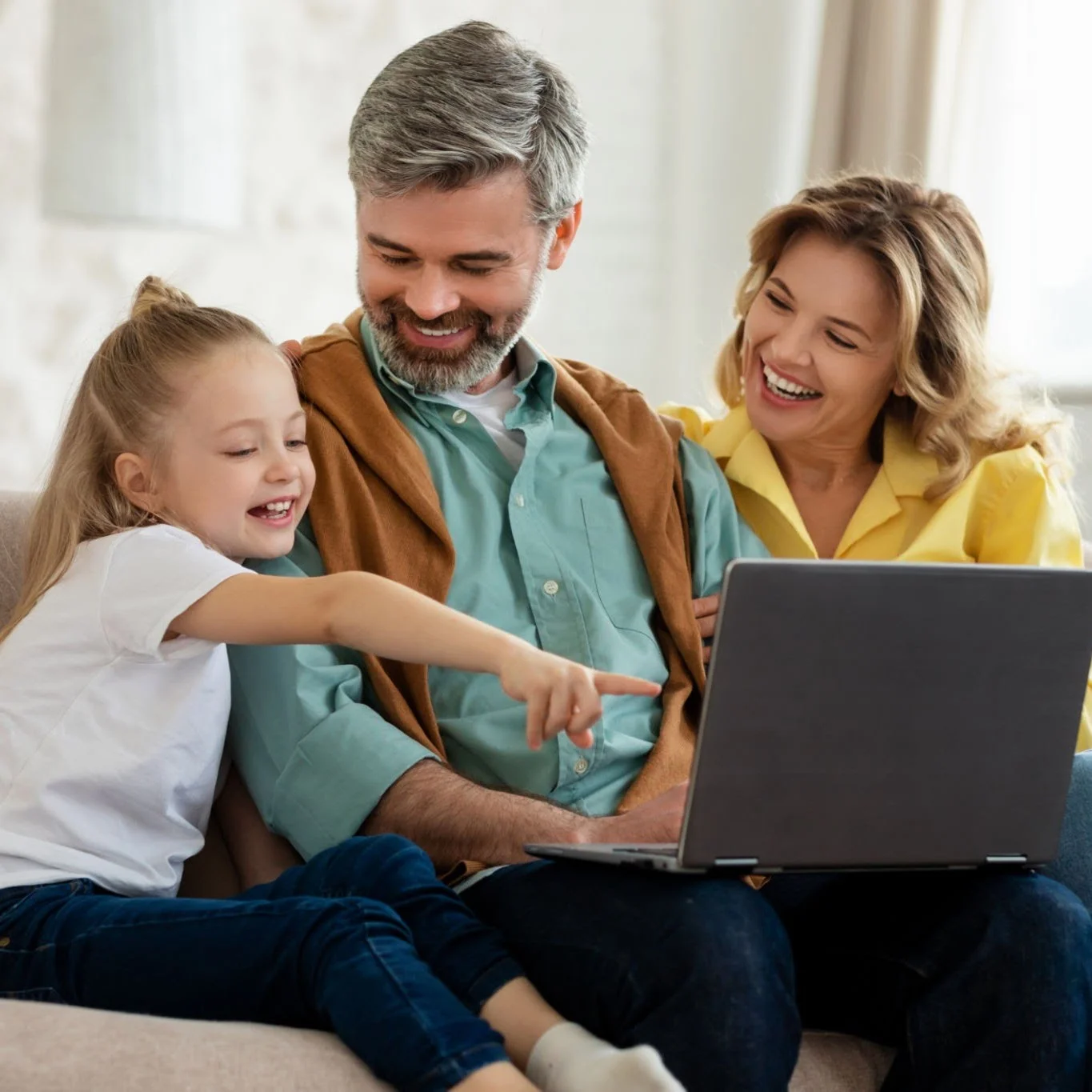 Customer service representative helping a client compare telecom plans